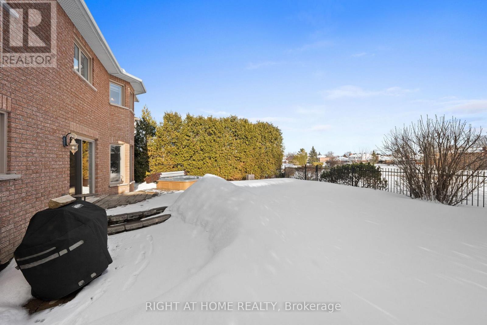 21 Slade Crescent, Ottawa, Ontario  K2K 2L1 - Photo 41 - X12837052