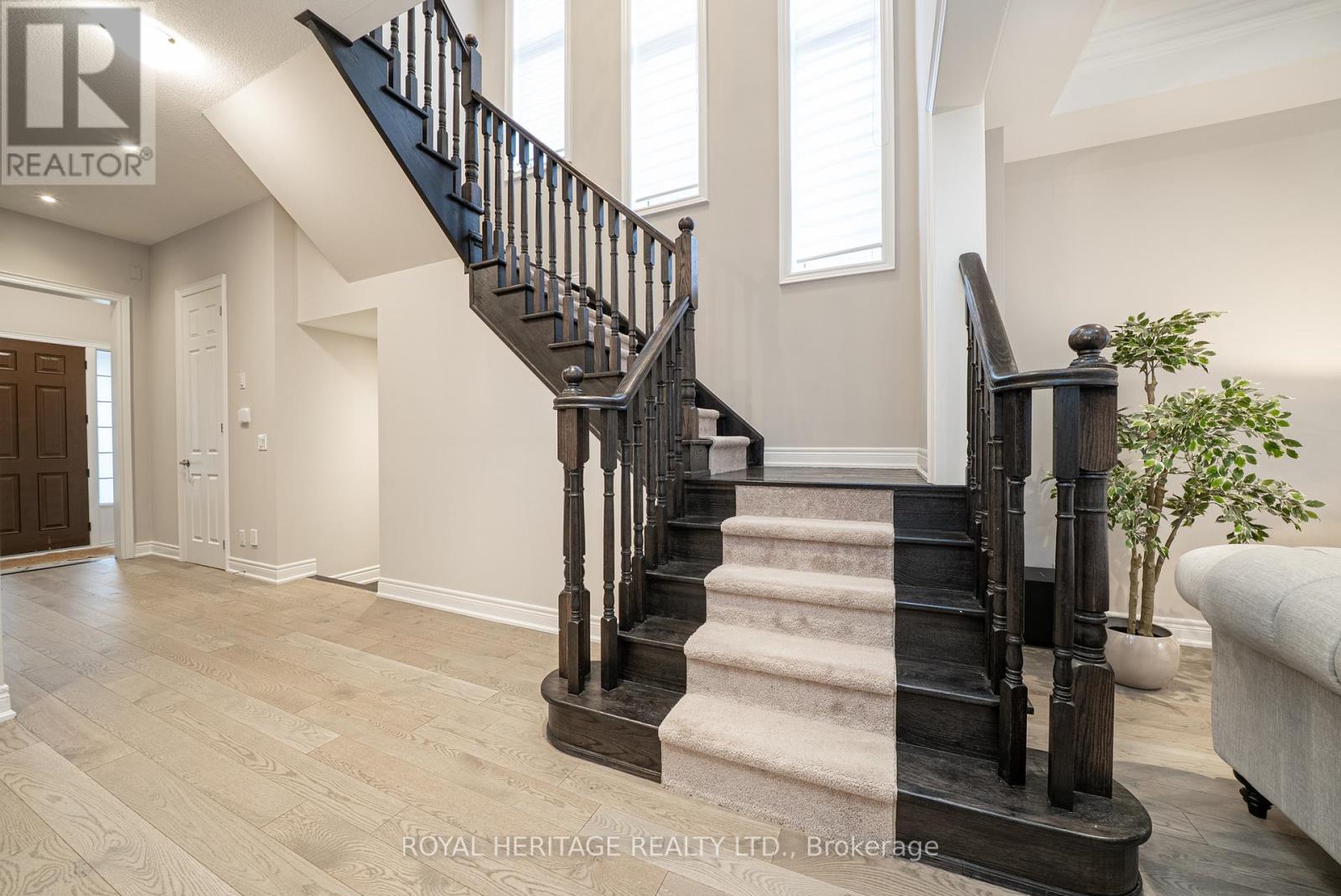 88 Brabin Circle, Whitby, Ontario  L1P 0C1 - Photo 19 - E12968946