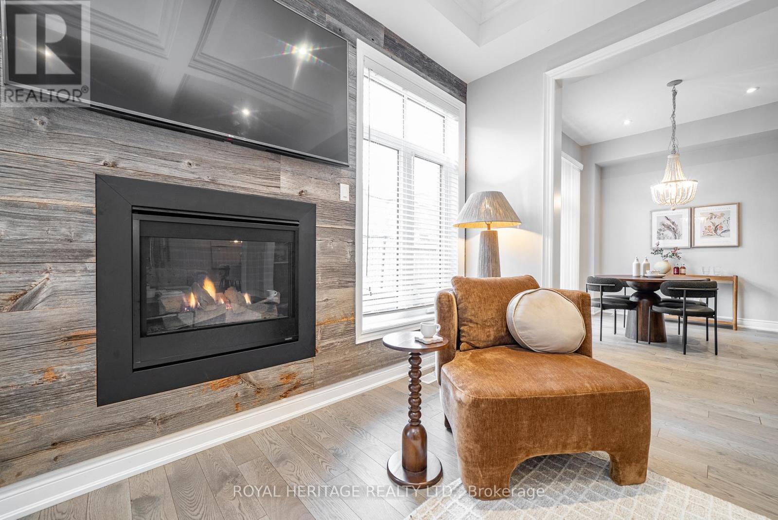 88 Brabin Circle, Whitby, Ontario  L1P 0C1 - Photo 7 - E12968946