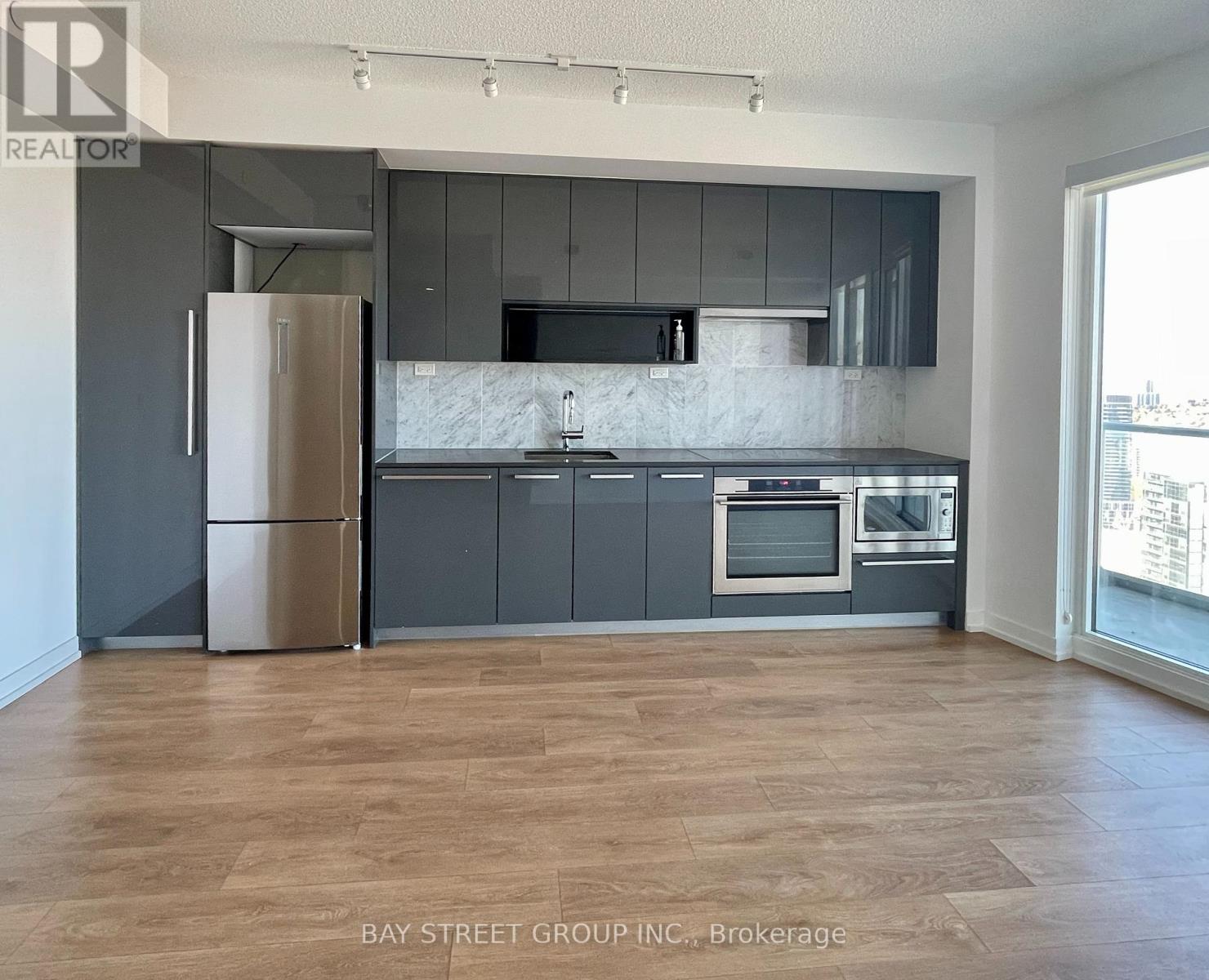 Sph 10 - 117 Mcmahon Drive, Toronto, Ontario  M2K 2X9 - Photo 9 - C12968968