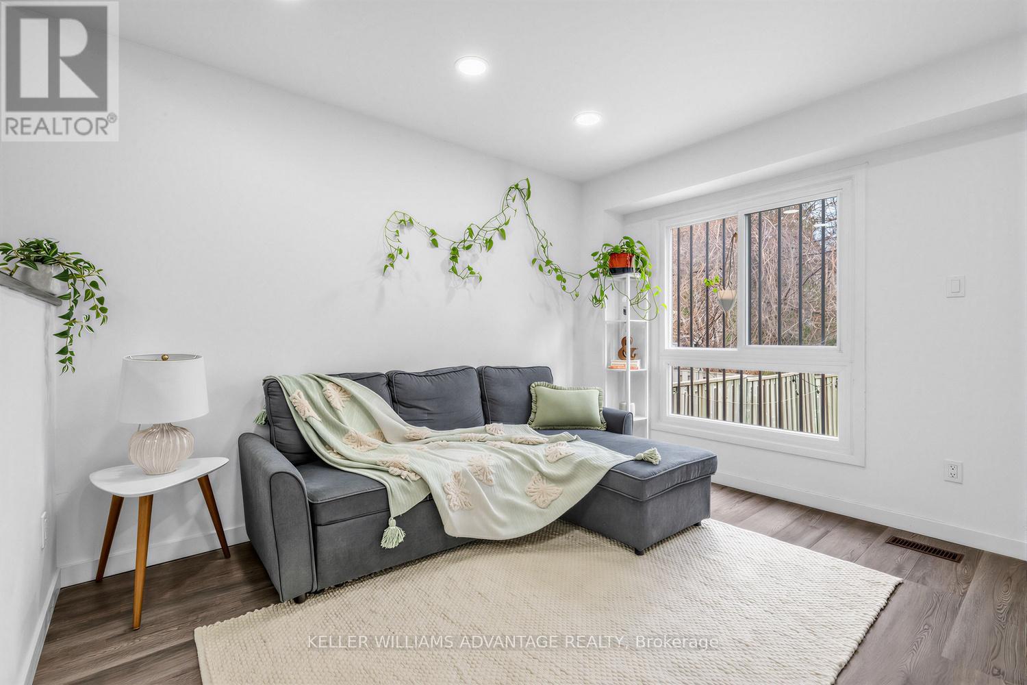 159 - 275 Broadview Avenue, Toronto, Ontario  M4M 3H5 - Photo 11 - E12968974