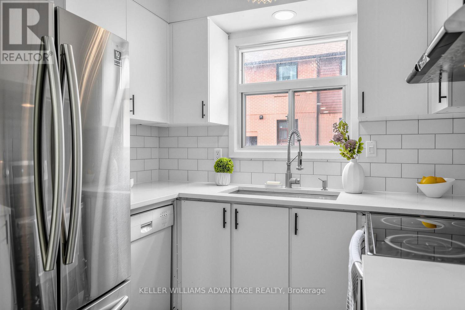 159 - 275 Broadview Avenue, Toronto, Ontario  M4M 3H5 - Photo 8 - E12968974