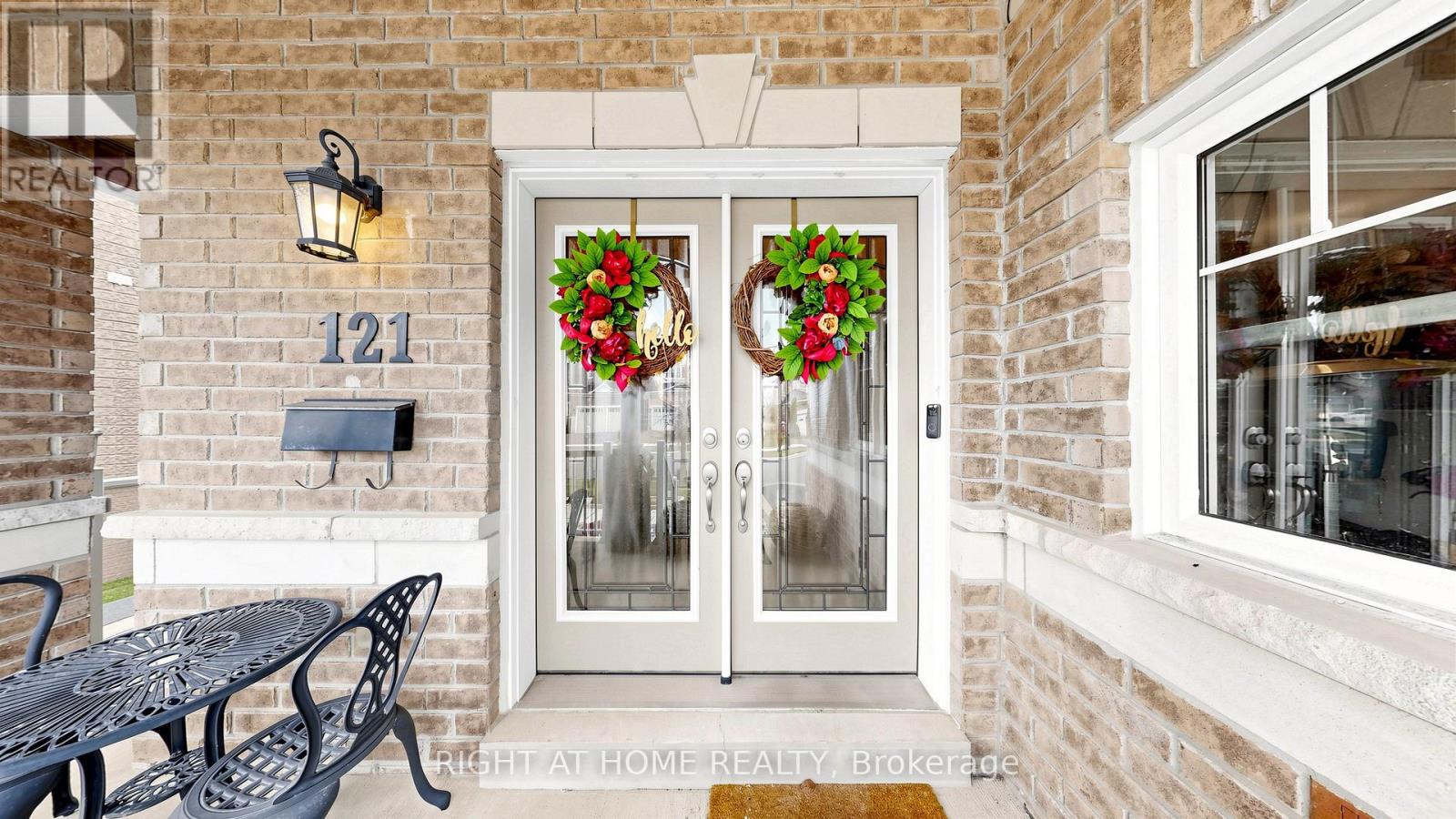 121 Sharplin Drive, Ajax, Ontario  L1Z 0P3 - Photo 3 - E12968990