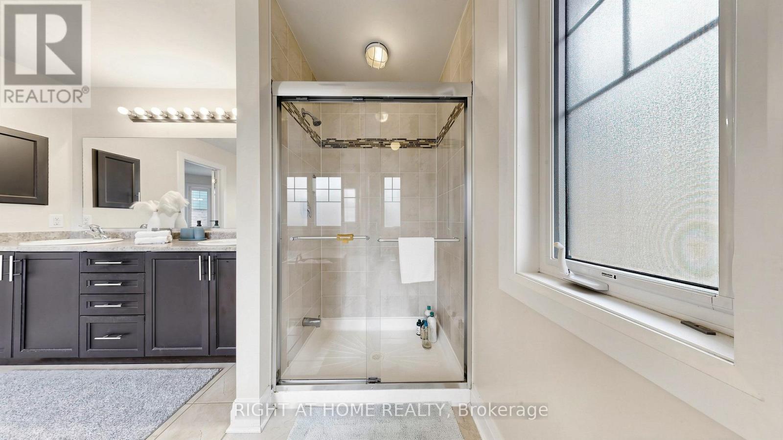 121 Sharplin Drive, Ajax, Ontario  L1Z 0P3 - Photo 32 - E12968990