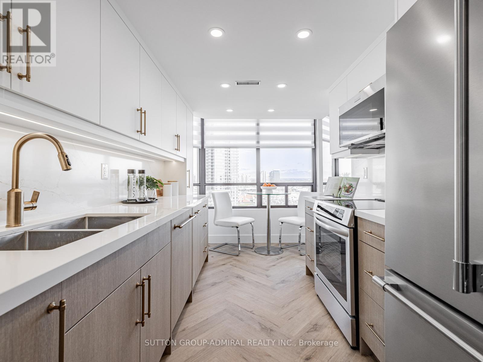 1611 - 7420 Bathurst Street N, Vaughan, Ontario  L4J 6X4 - Photo 12 - N12968940