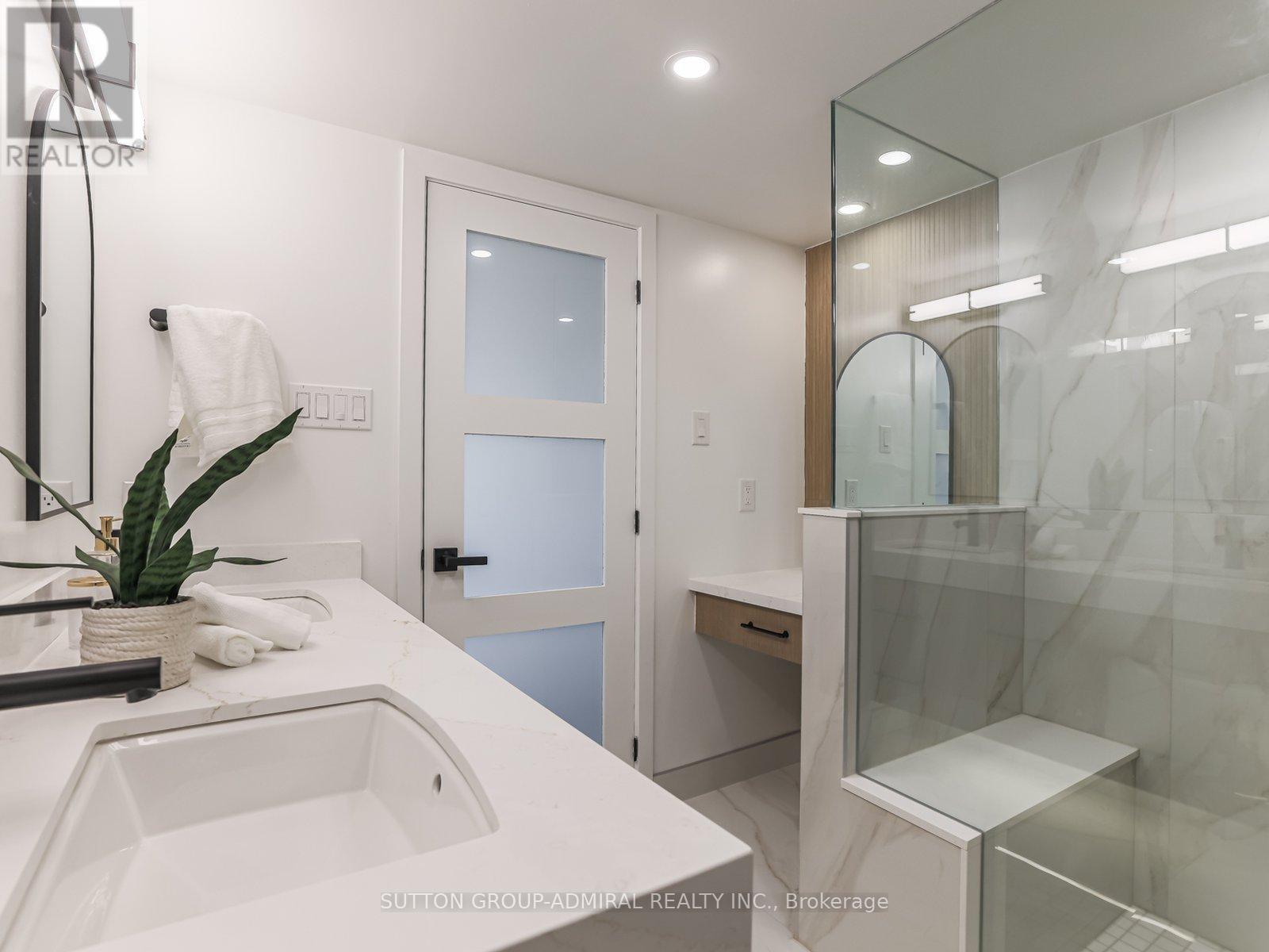 1611 - 7420 Bathurst Street N, Vaughan, Ontario  L4J 6X4 - Photo 21 - N12968940