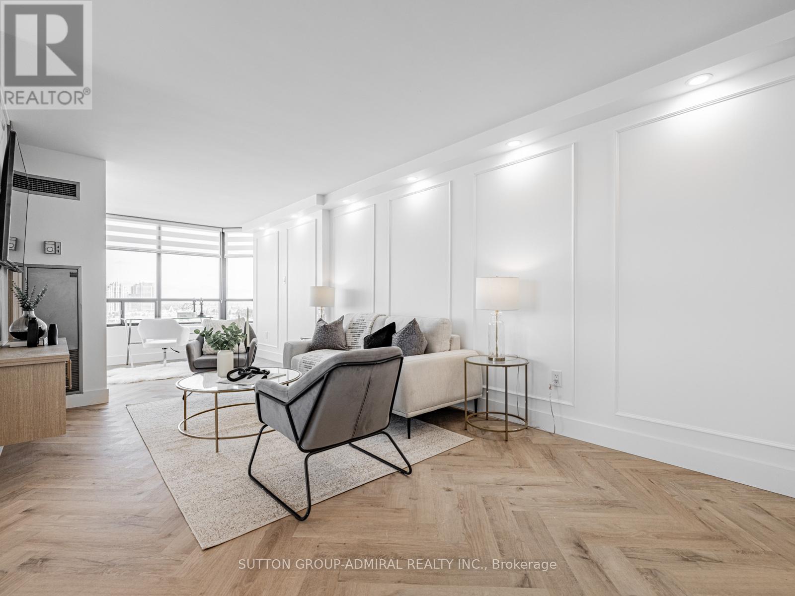 1611 - 7420 Bathurst Street N, Vaughan, Ontario  L4J 6X4 - Photo 4 - N12968940