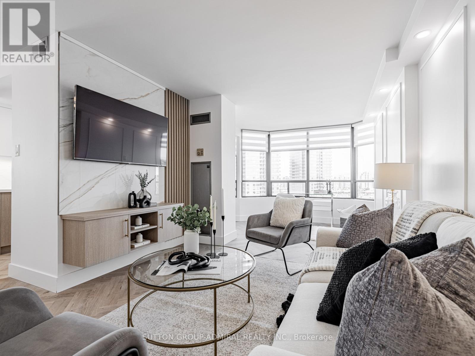 1611 - 7420 Bathurst Street N, Vaughan, Ontario  L4J 6X4 - Photo 5 - N12968940