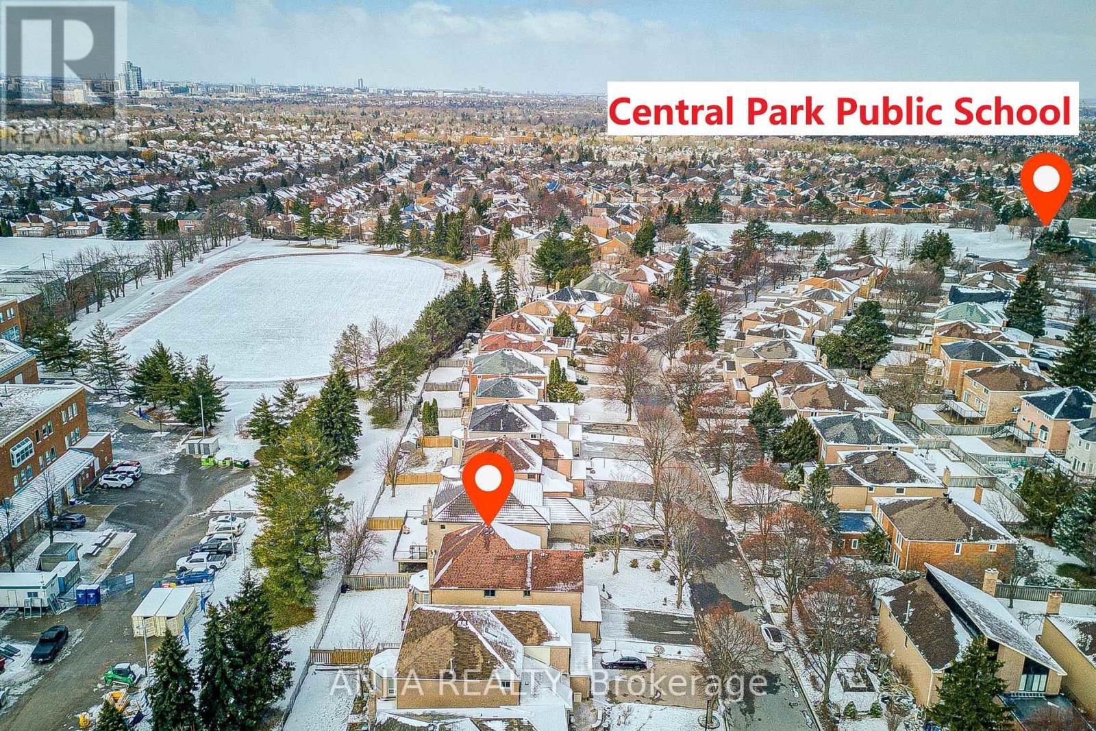 33 Havagal Crescent, Markham, Ontario  L3P 7G1 - Photo 47 - N12968948