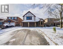 33 HAVAGAL CRESCENT, Markham, Ontario