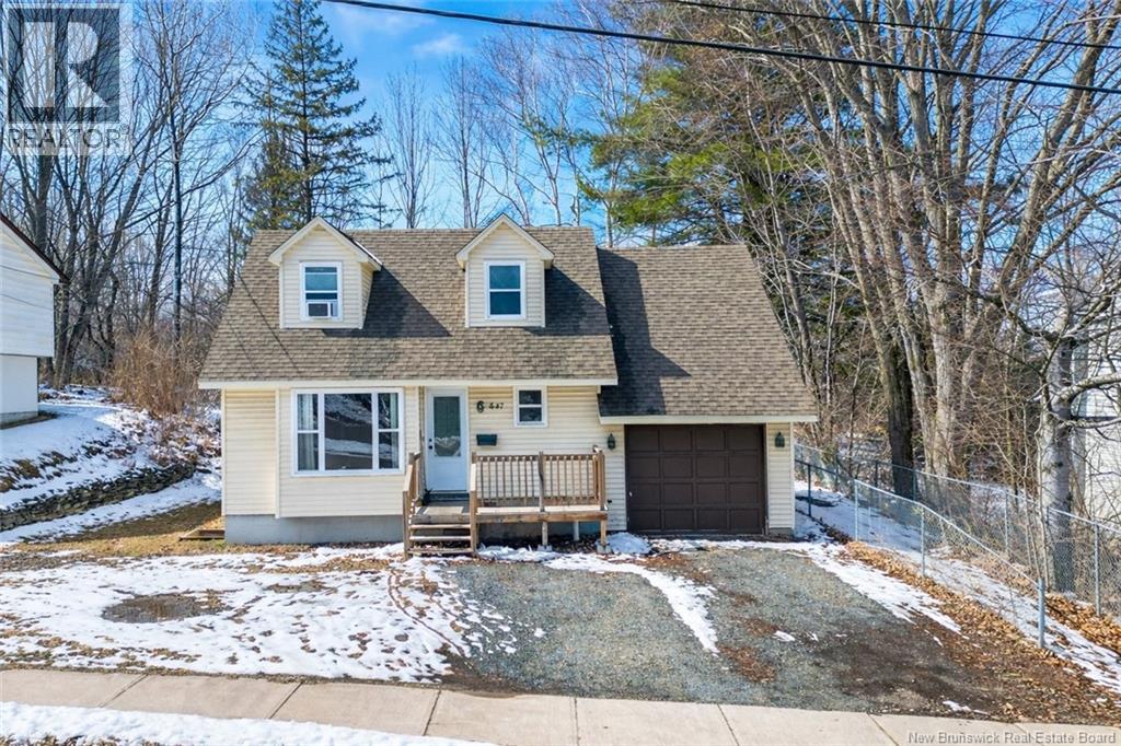 647 Kitchen Street, Fredericton, New Brunswick  E3B 3Z9 - Photo 2 - NB136483