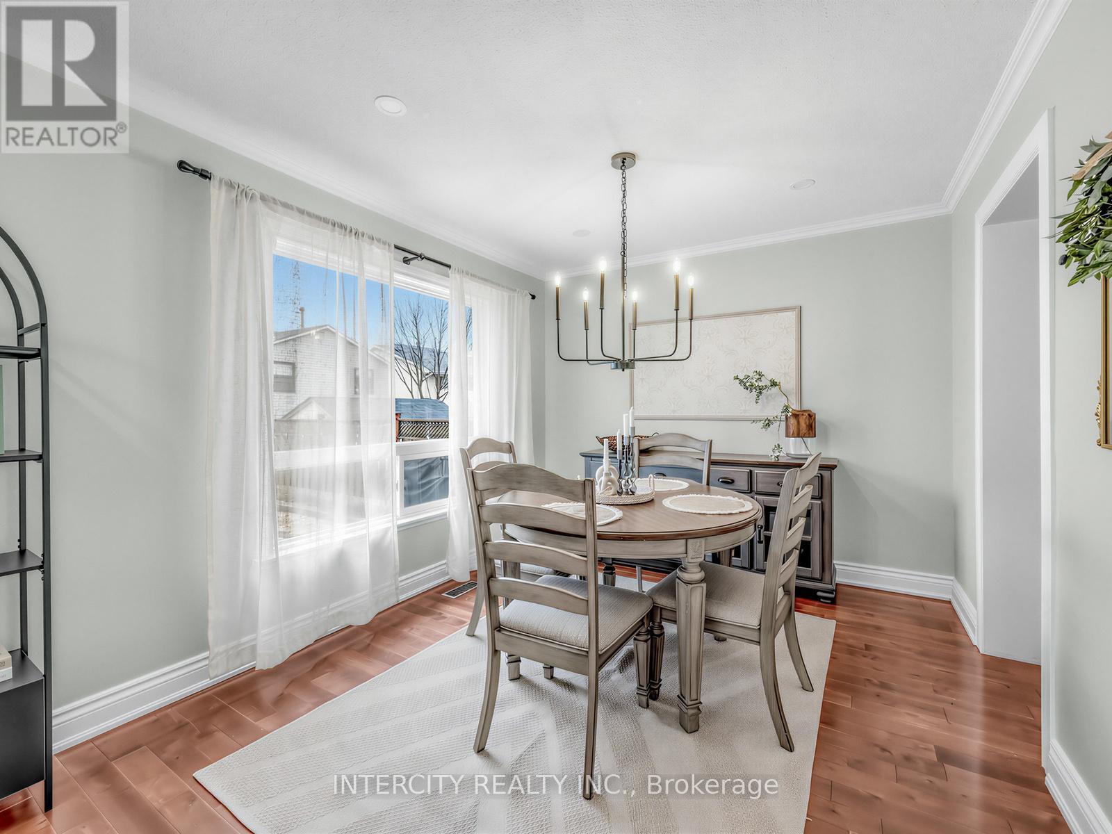 3976 Taffey Crescent, Mississauga, Ontario  L5L 2A7 - Photo 13 - W12963404