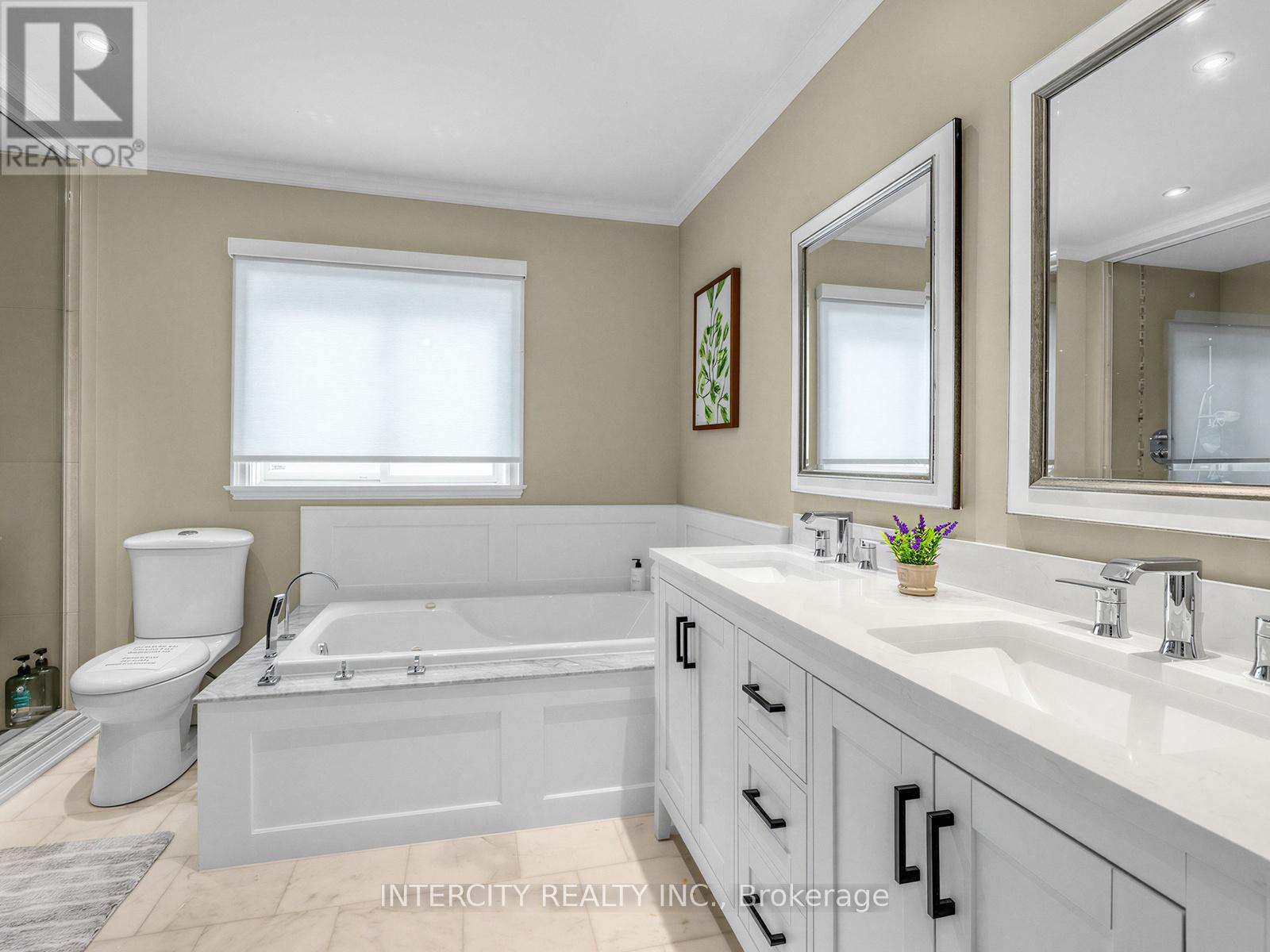 3976 Taffey Crescent, Mississauga, Ontario  L5L 2A7 - Photo 22 - W12963404