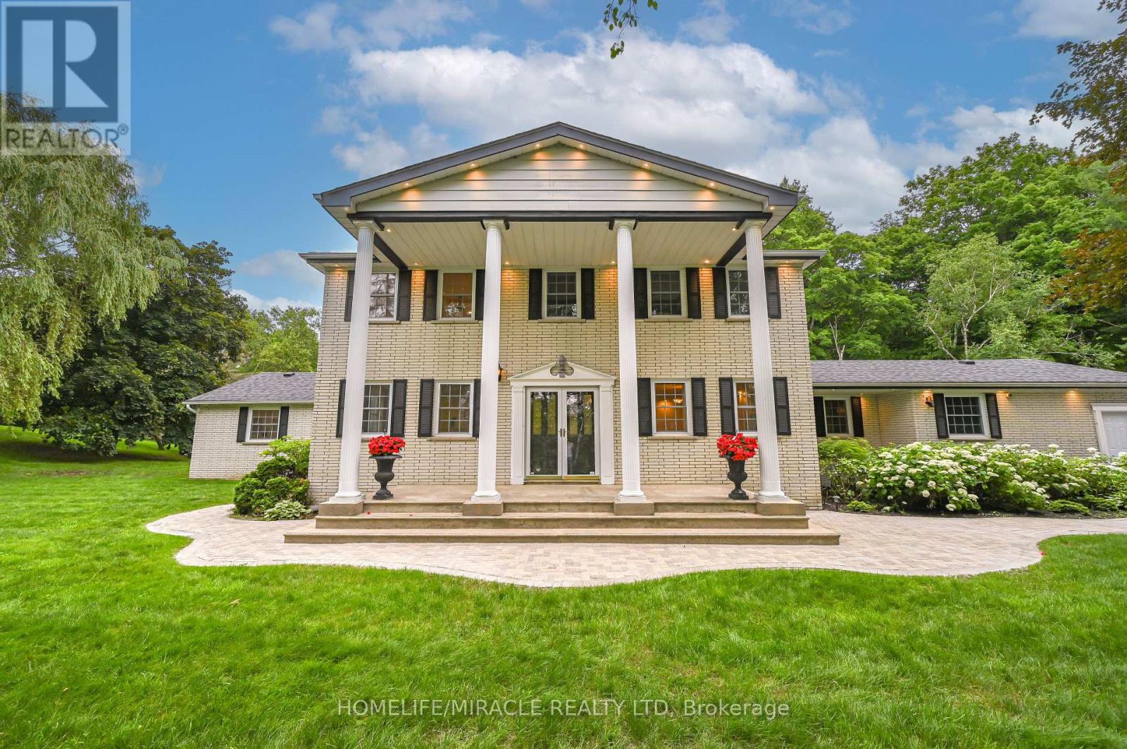 62 GIBSON LAKE DRIVE, Caledon, Ontario