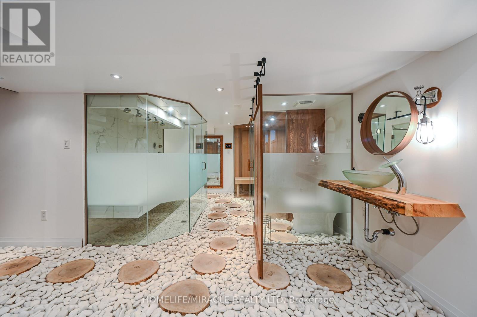 62 Gibson Lake Drive, Caledon, Ontario  L7E 4B2 - Photo 39 - W12968958