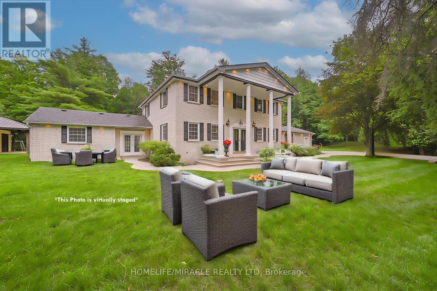 62 Gibson Lake Drive, Caledon, Ontario  L7E 4B2 - Photo 4 - W12968958