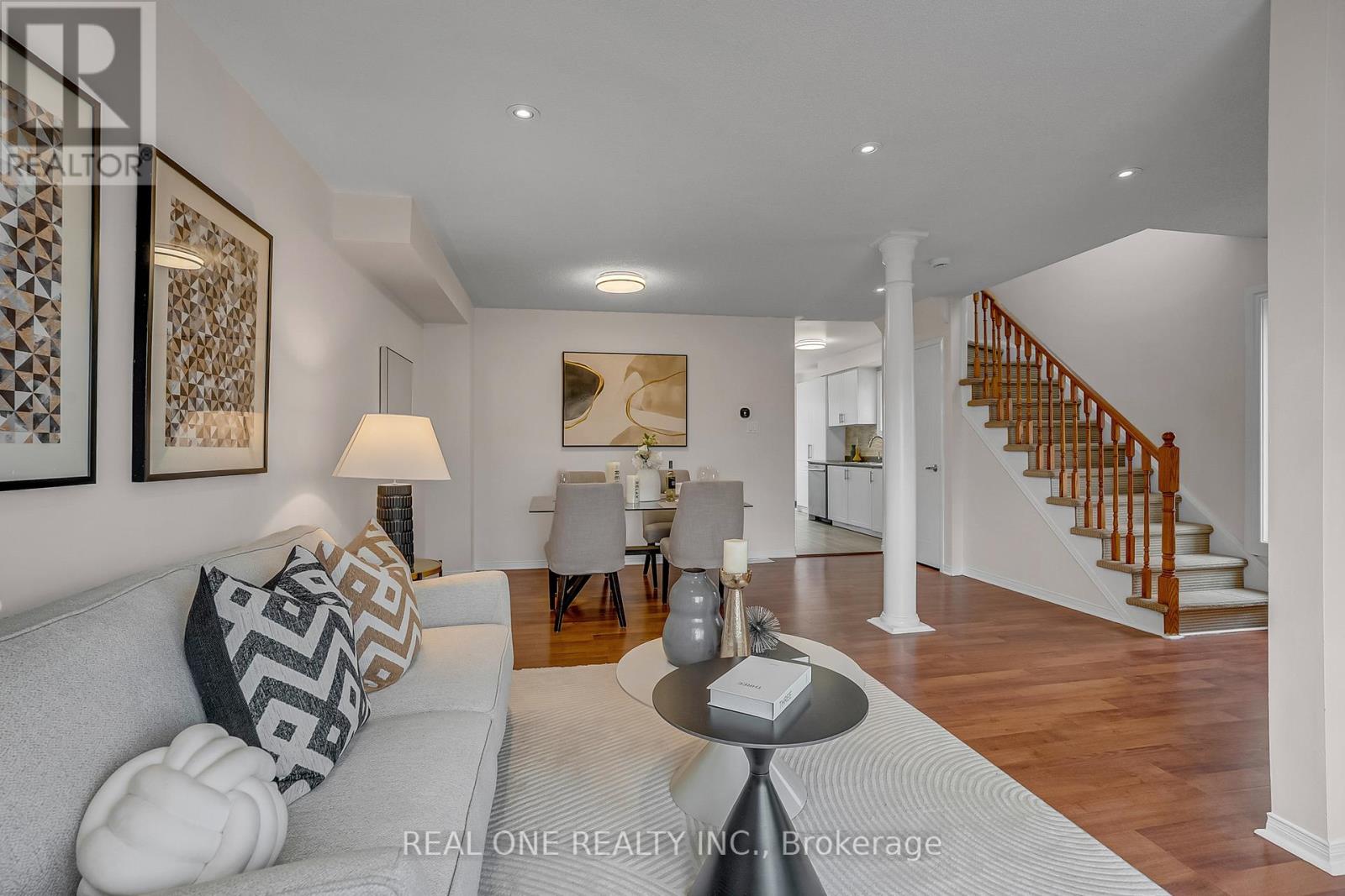 21 - 1485 Torrington Drive, Mississauga, Ontario  L5V 1Y3 - Photo 4 - W12968960