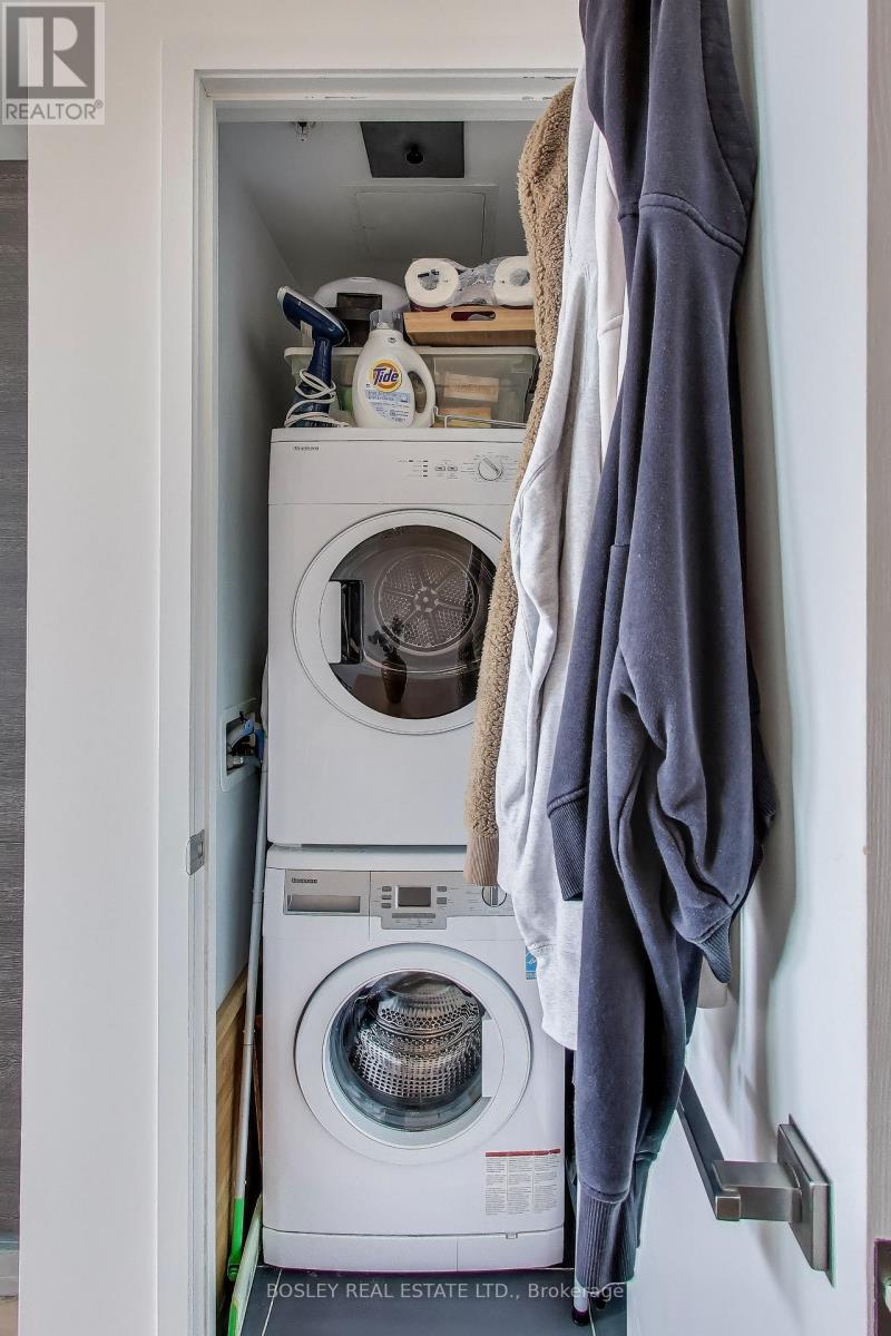 416 - 530 Indian Grove, Toronto, Ontario  M6P 0B3 - Photo 15 - W12968962