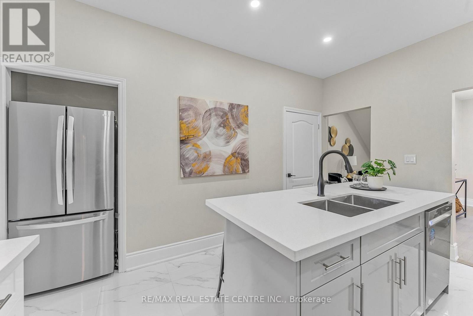 17 First Street, Orangeville, Ontario  L9W 2C6 - Photo 19 - W12968988