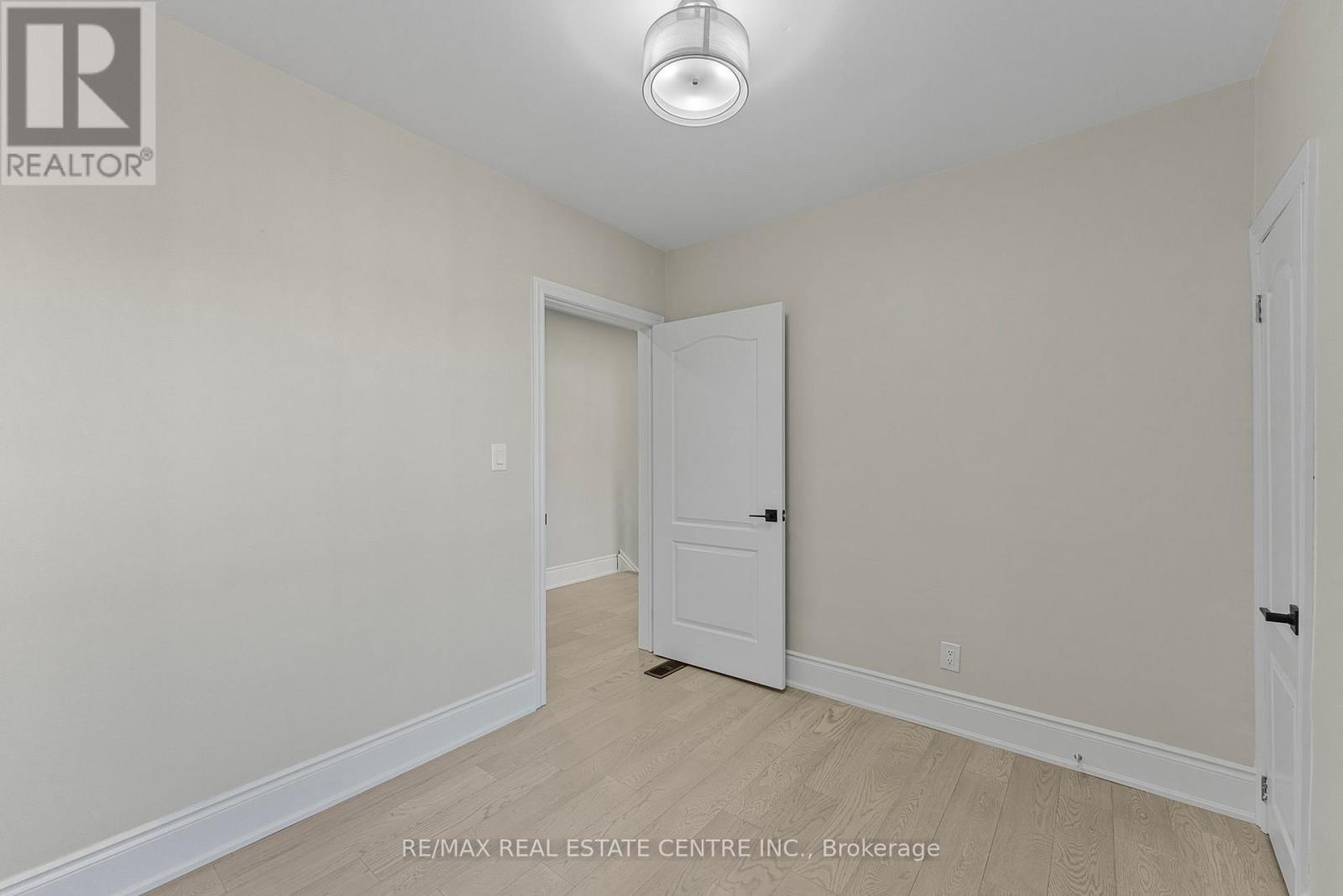 17 First Street, Orangeville, Ontario  L9W 2C6 - Photo 35 - W12968988