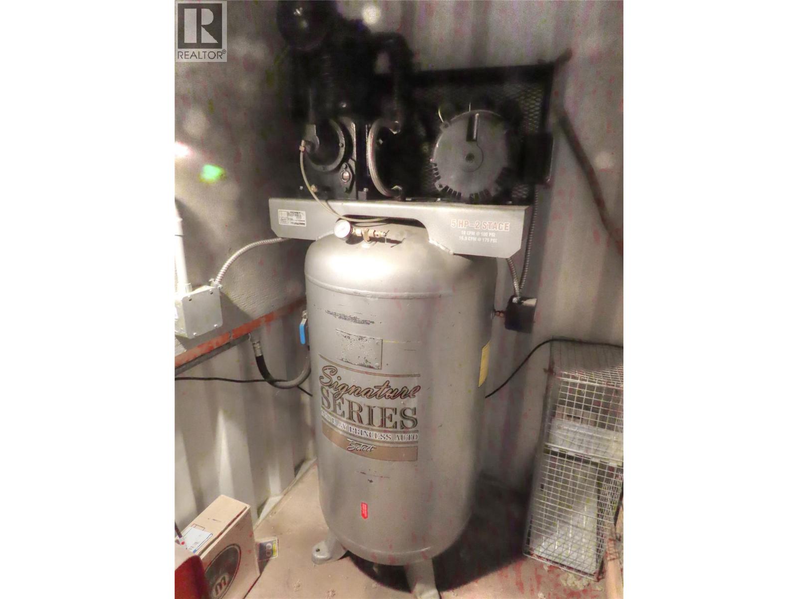 120 Burton Cross Road, Burton, British Columbia  V0G 1R0 - Photo 16 - 10377925