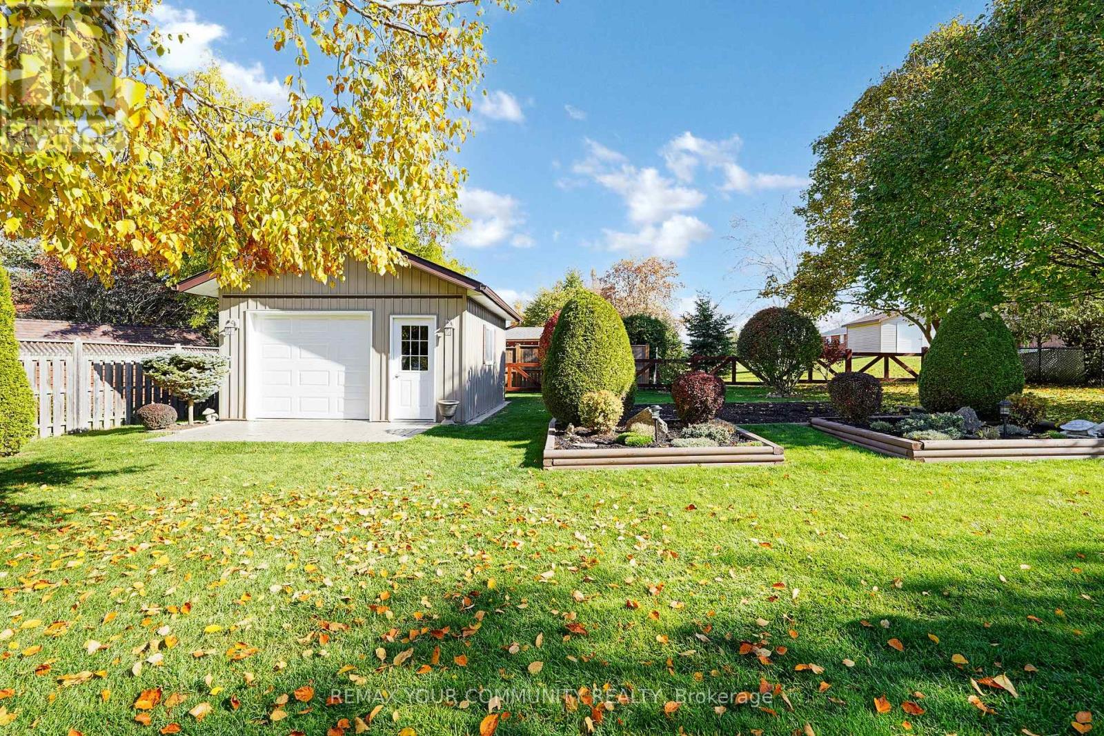 30 Grant Drive, Kawartha Lakes, Ontario  K0M 2M0 - Photo 34 - X12968928