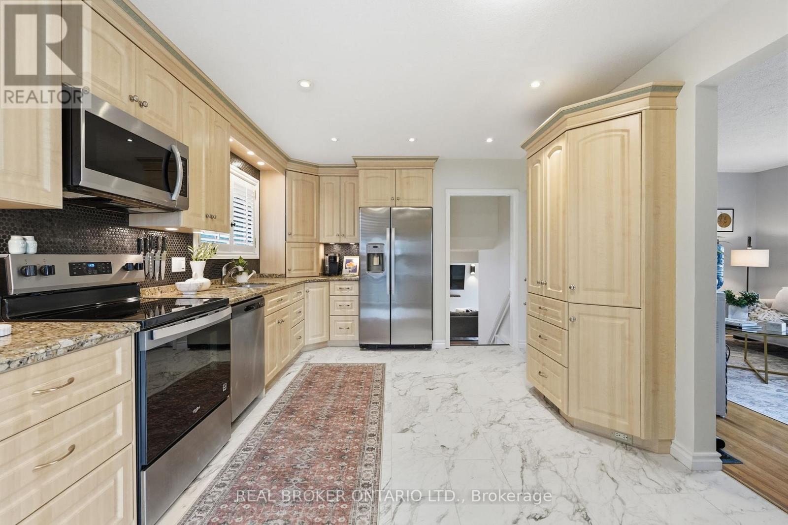 178 Delmar Drive, Hamilton, Ontario  L9C 1J9 - Photo 22 - X12968942