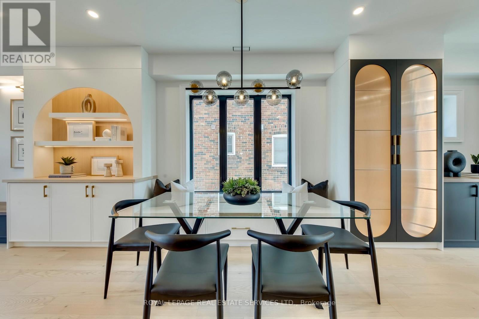 561 Durie Street, Toronto, Ontario  M6S 3H2 - Photo 10 - W12966818