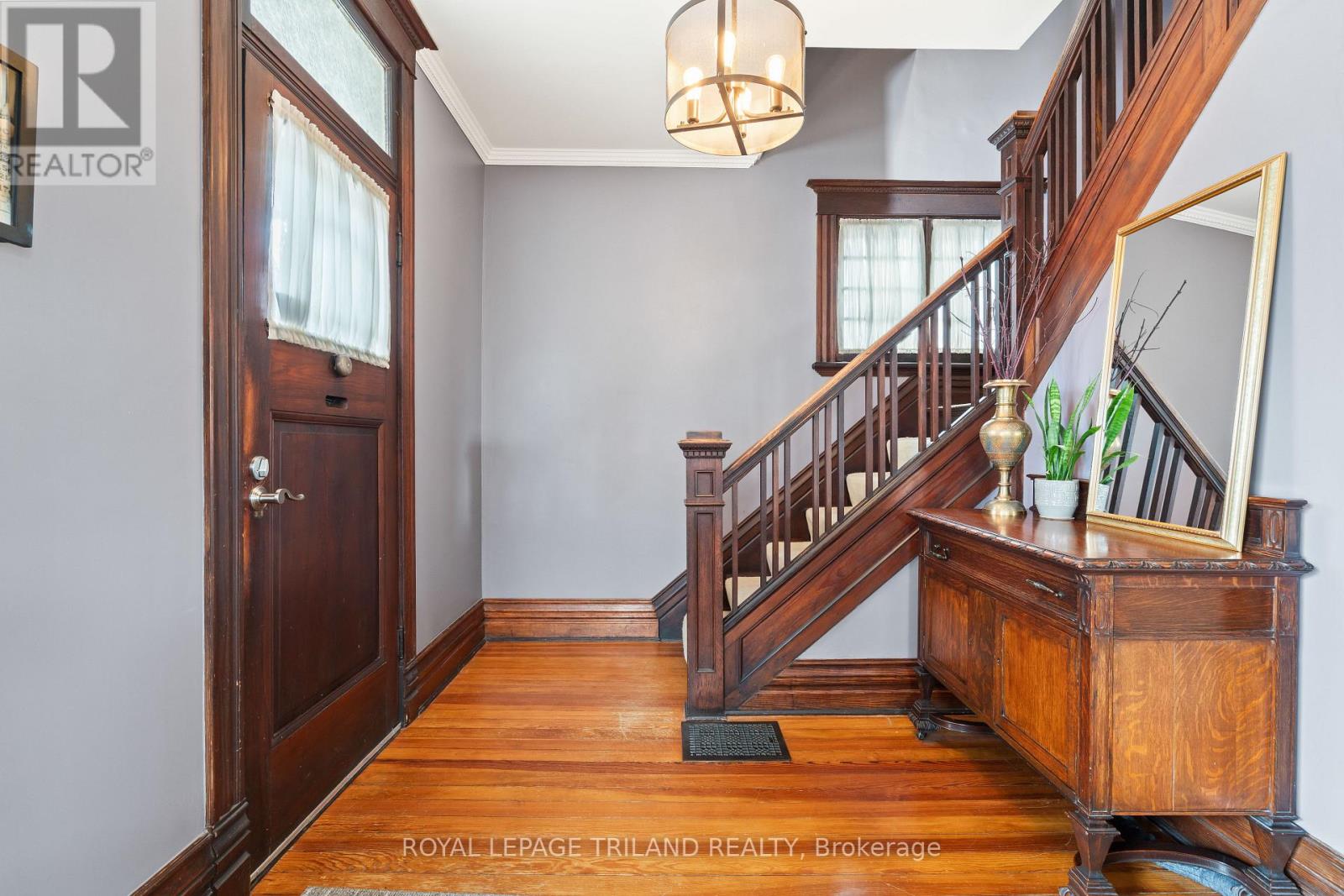 978 Hackett Street, London East, Ontario  N5Z 1M2 - Photo 3 - X12969040