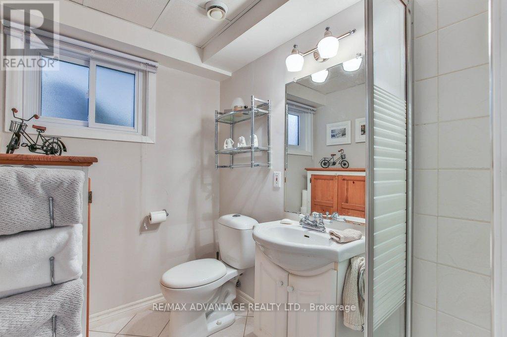 124 Kipling Avenue, London East (East I), Ontario  N5V 1K2 - Photo 36 - X12969042