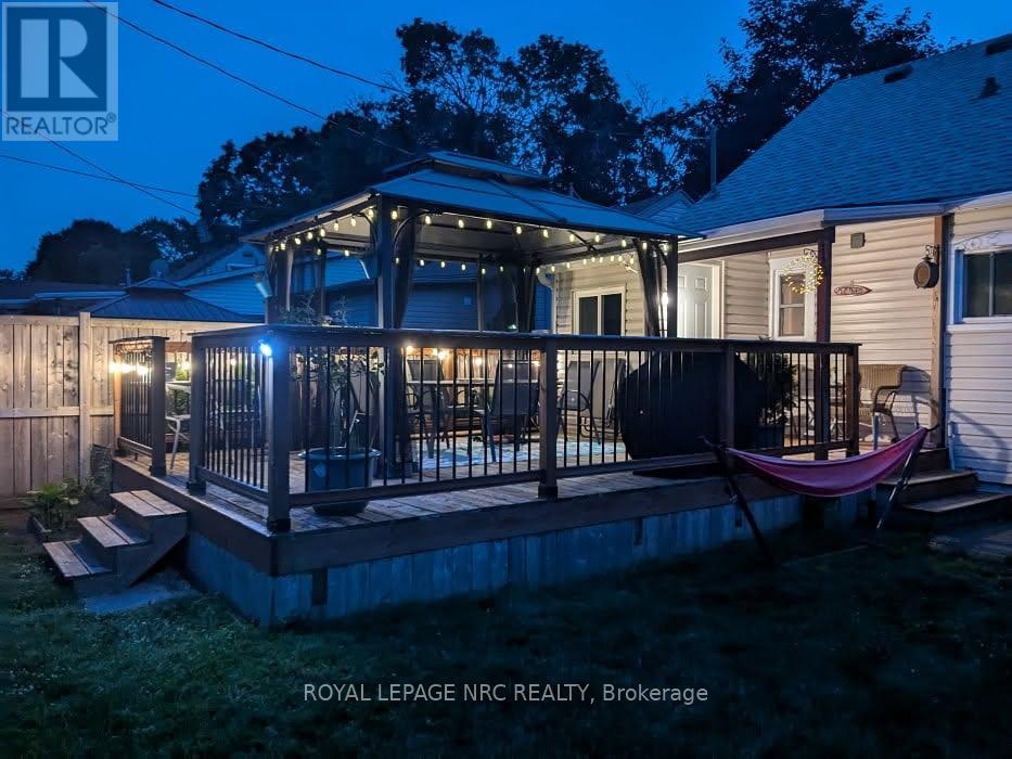 40 Shakespeare Avenue, St. Catharines, Ontario  L2R 6M6 - Photo 39 - X12813496