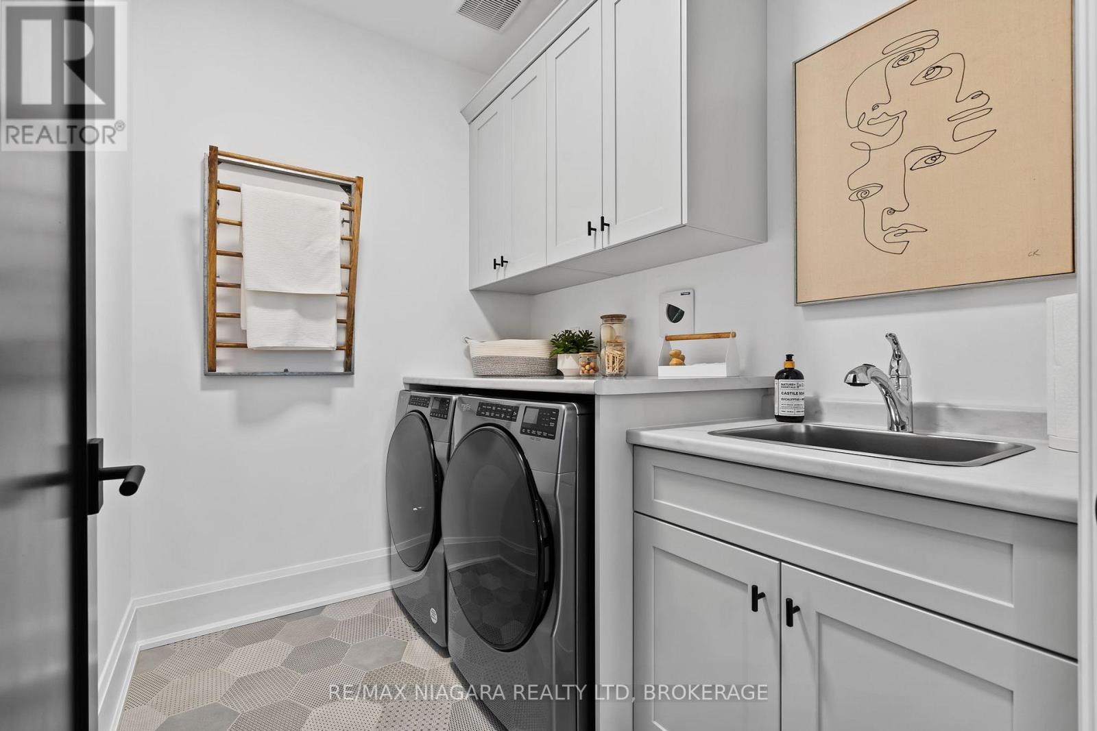 2326 Terravita Drive, Niagara Falls, Ontario  L2J 0G1 - Photo 31 - X12969014