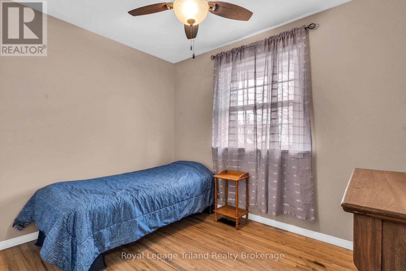 107 Elmwood Crescent, Woodstock, Ontario N4S 2K4 - Photo 17 - X12969026