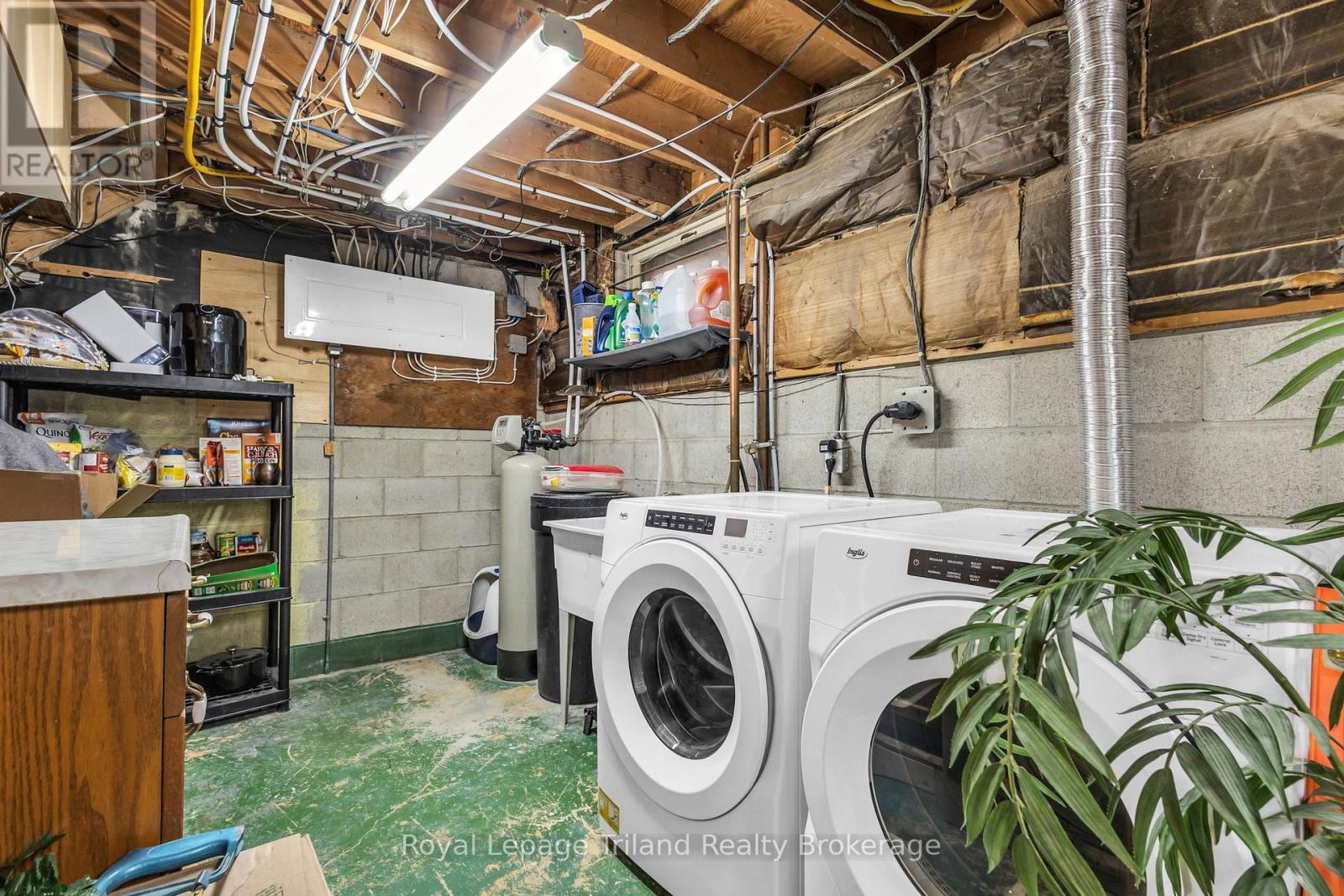 107 Elmwood Crescent, Woodstock, Ontario N4S 2K4 - Photo 24 - X12969026