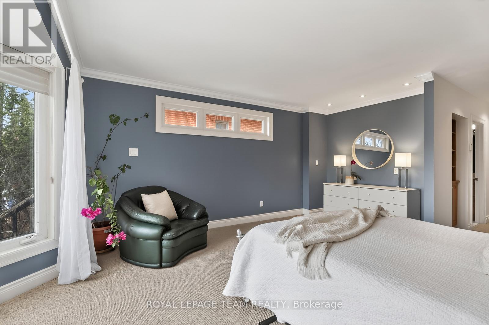 284 Crichton Street, Ottawa, Ontario  K1M 1W4 - Photo 22 - X12968934