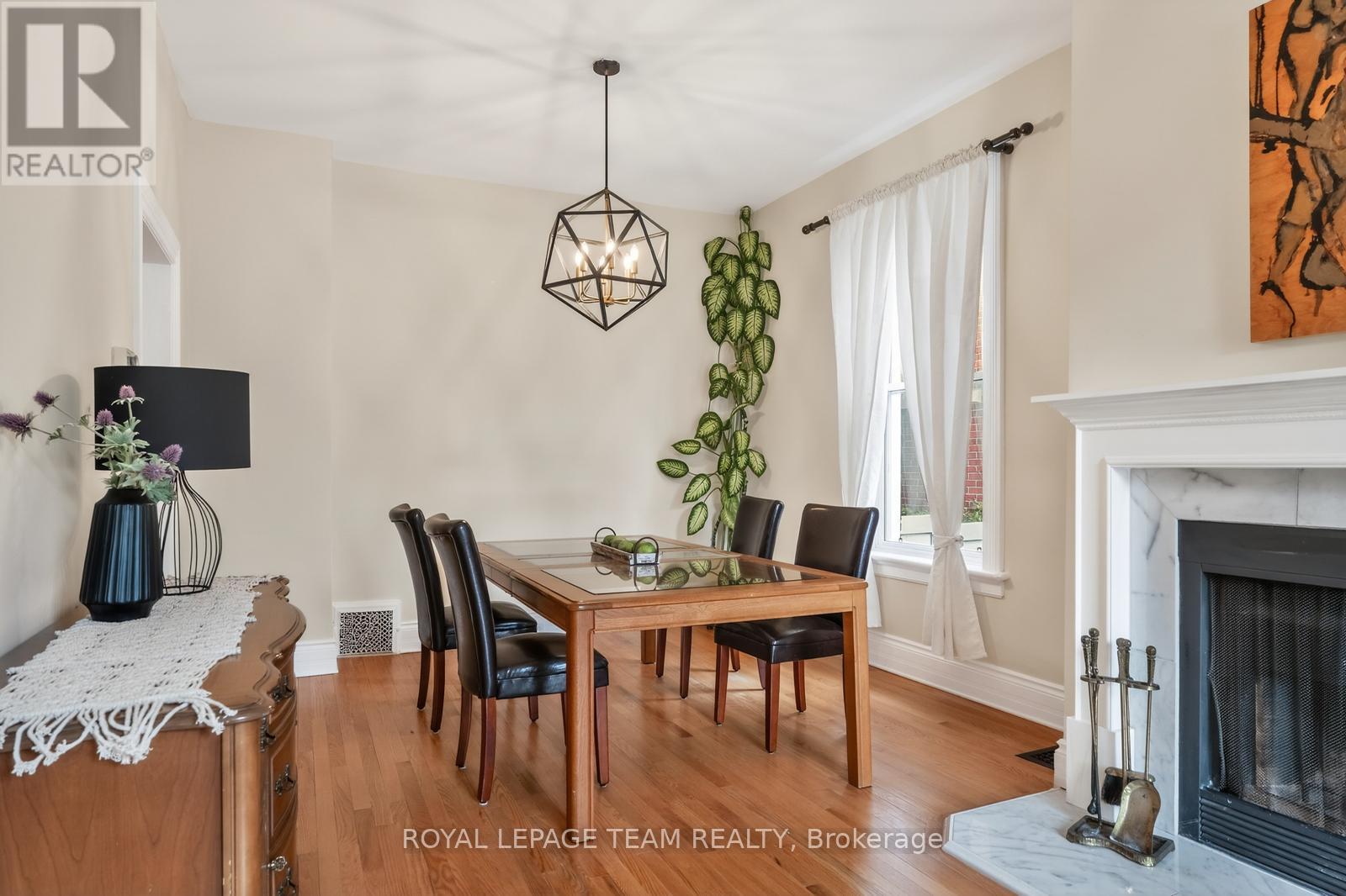 284 Crichton Street, Ottawa, Ontario  K1M 1W4 - Photo 6 - X12968934