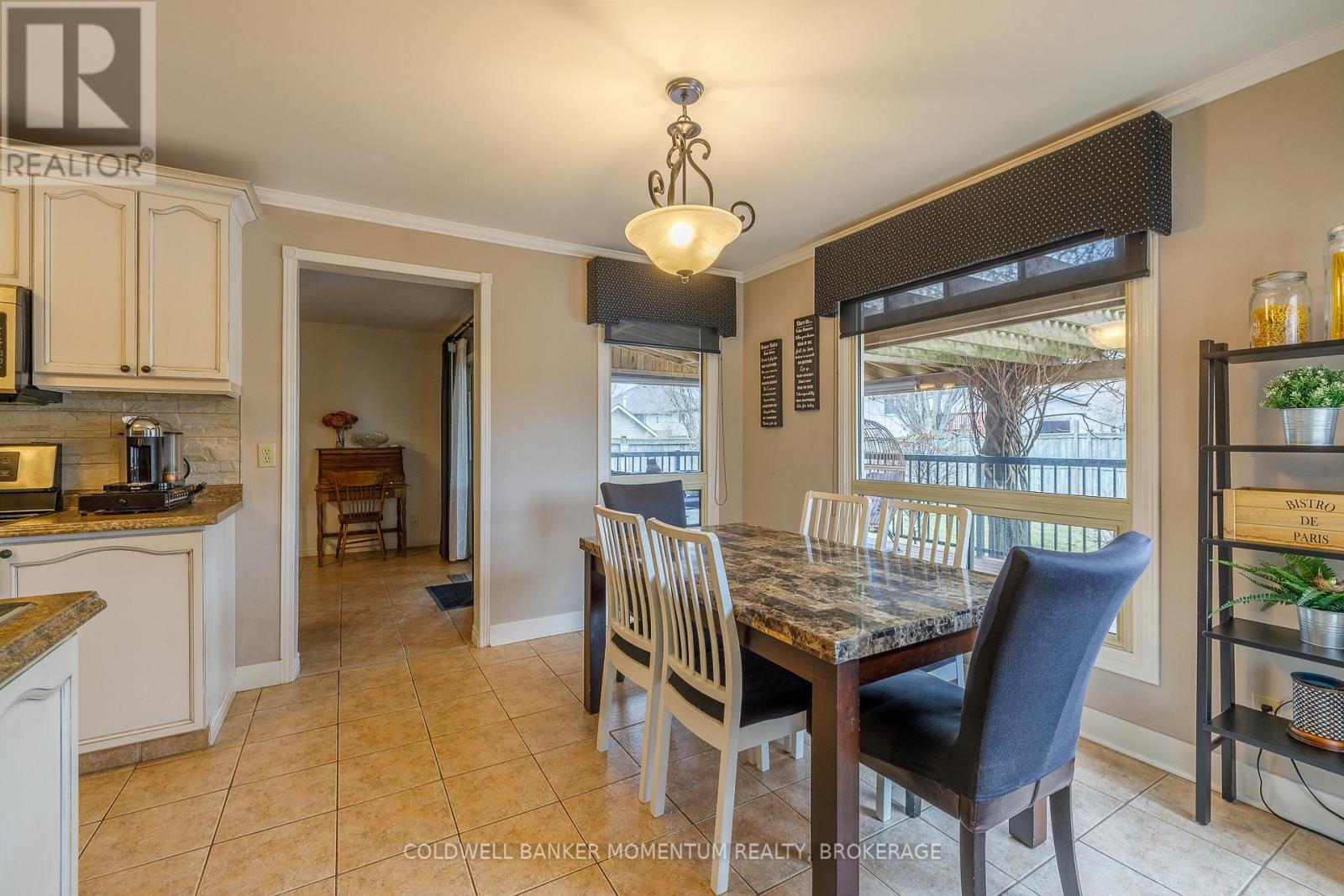 27 Northwood Drive, Welland, Ontario  L3C 6R5 - Photo 15 - X12885722