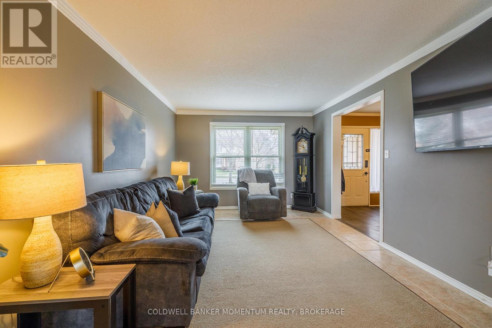 27 Northwood Drive, Welland, Ontario  L3C 6R5 - Photo 8 - X12885722