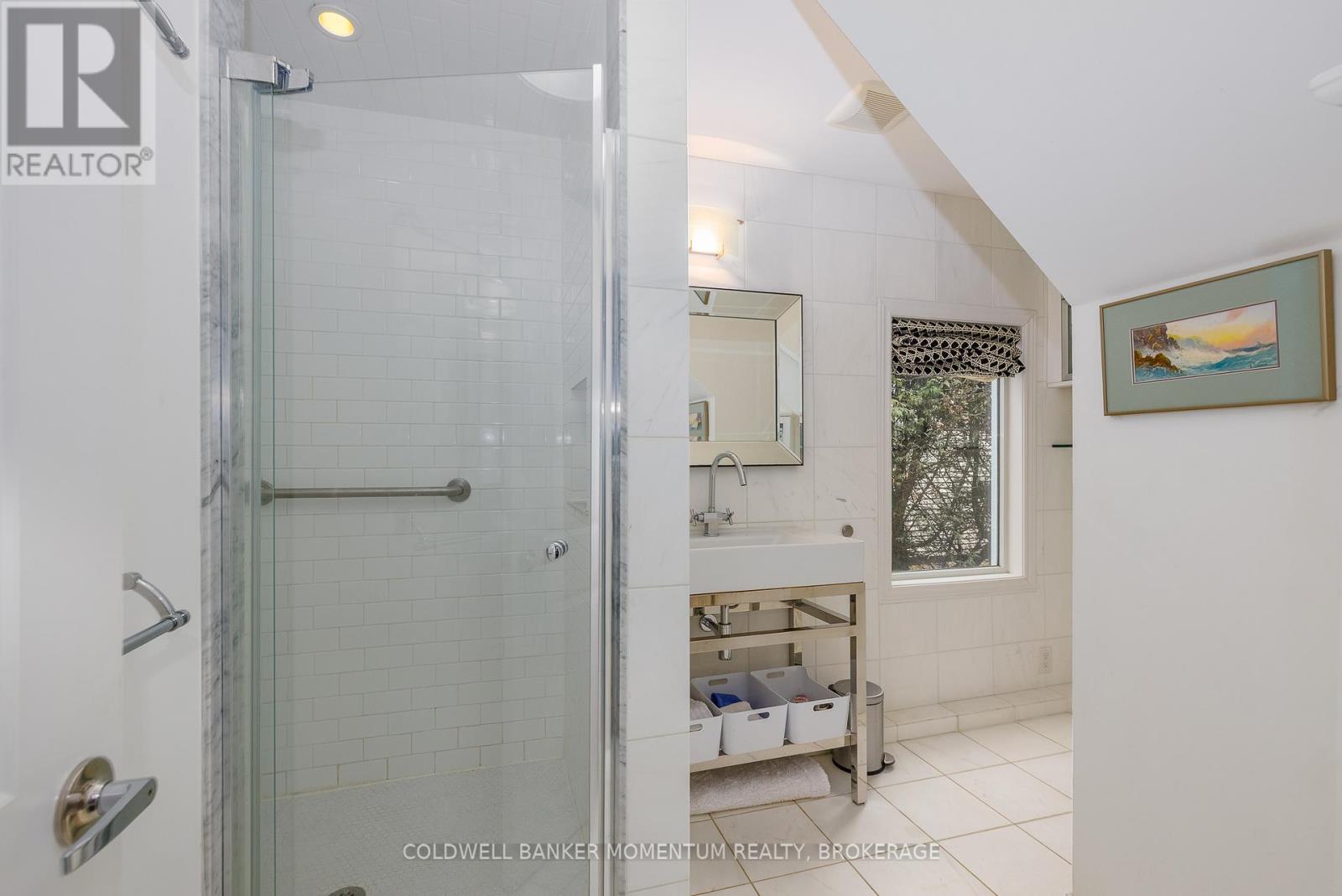 113 Centre Street, Niagara-On-The-Lake, Ontario  L0S 1J0 - Photo 15 - X12934098