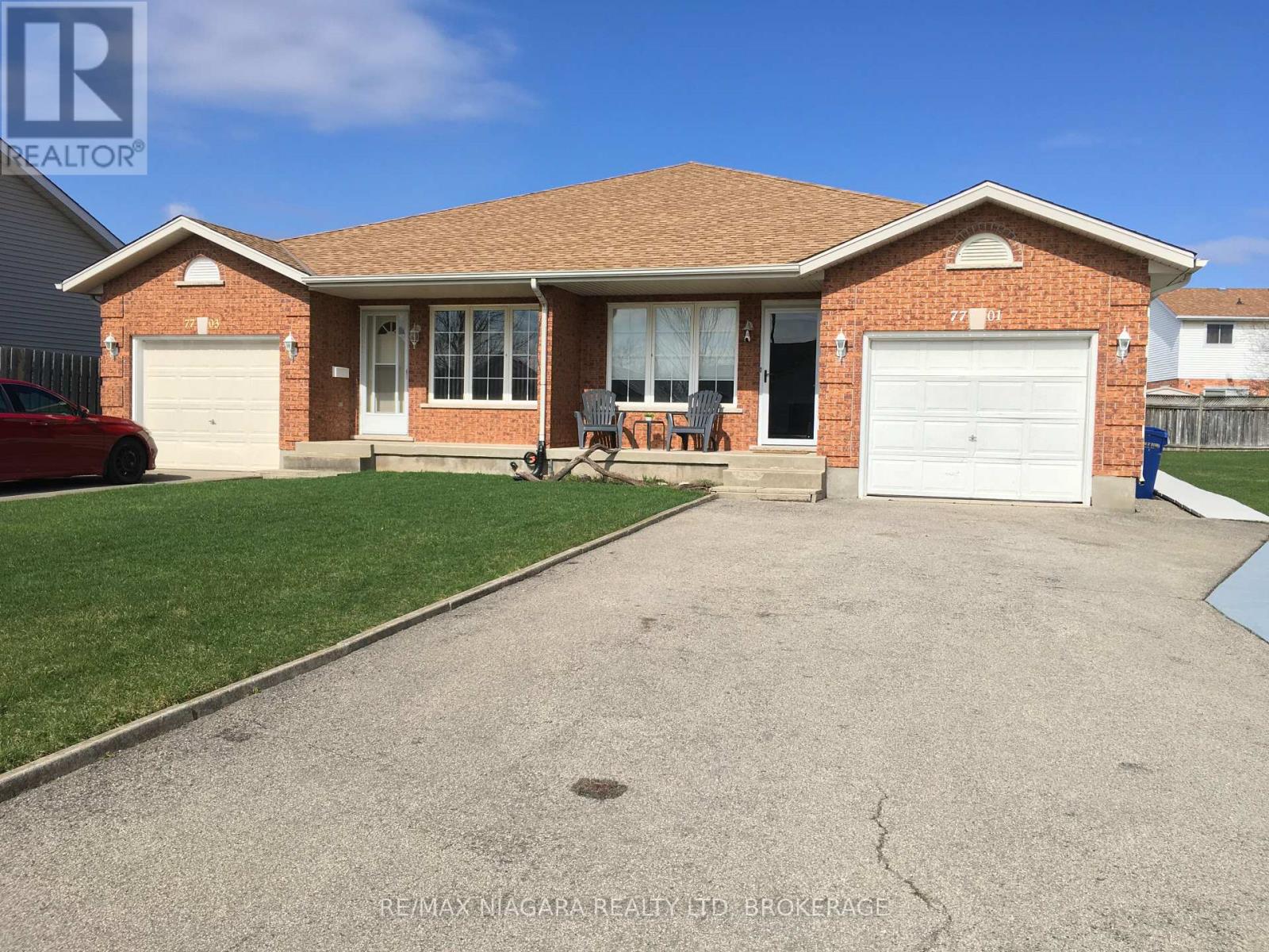 7701 Cortina Crescent, Niagara Falls, Ontario  L2H 3B4 - Photo 2 - X12940370