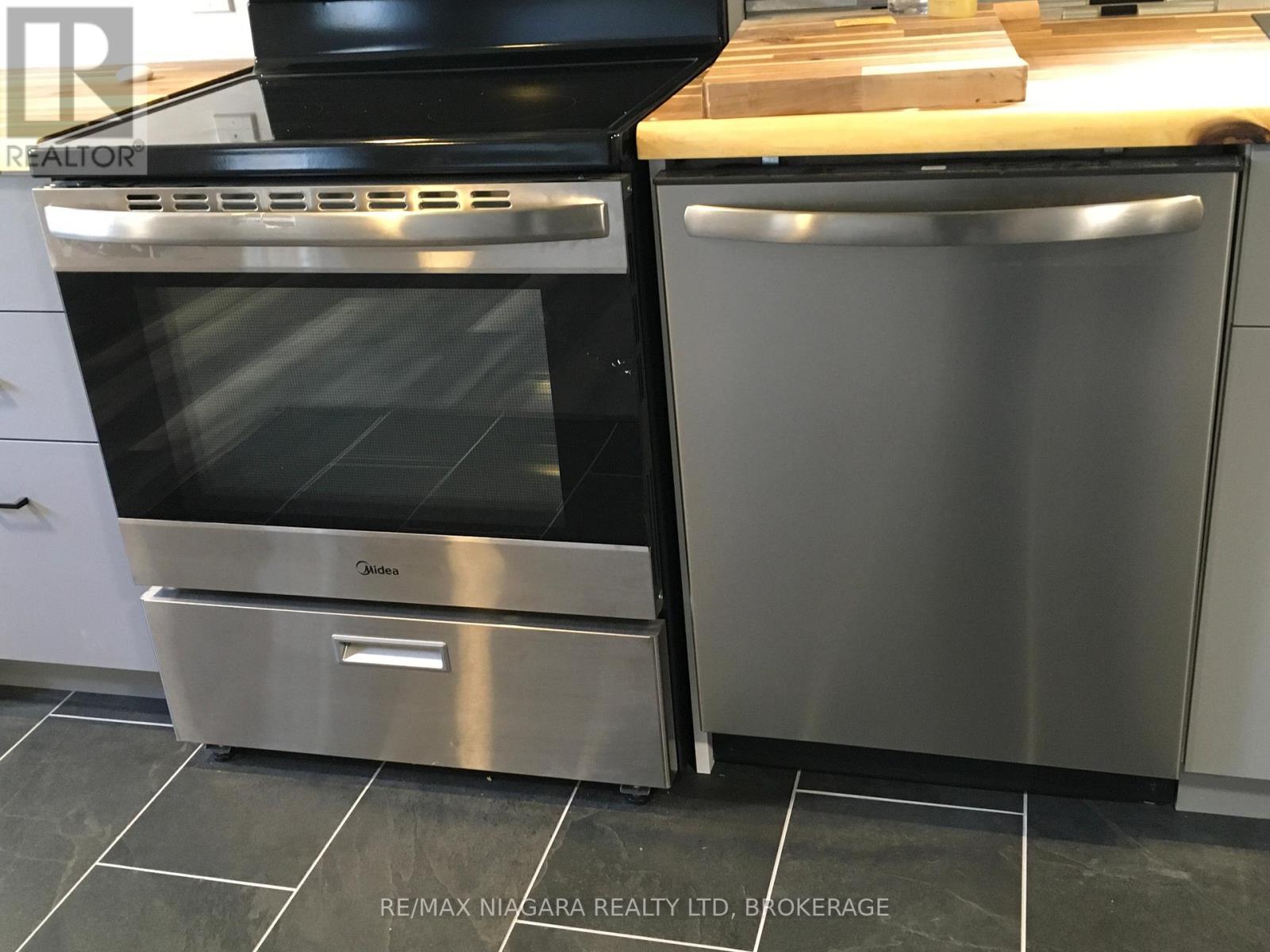 7701 Cortina Crescent, Niagara Falls, Ontario  L2H 3B4 - Photo 25 - X12940370