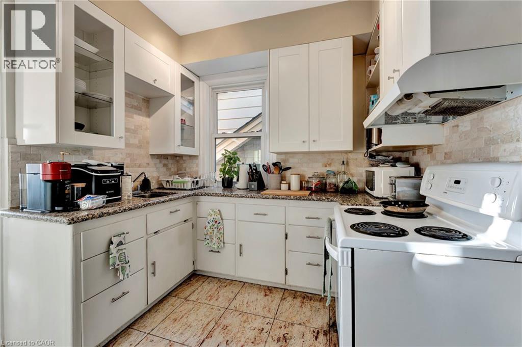 70 Belview Avenue, Hamilton, Ontario  L8L 7K8 - Photo 16 - 40817424