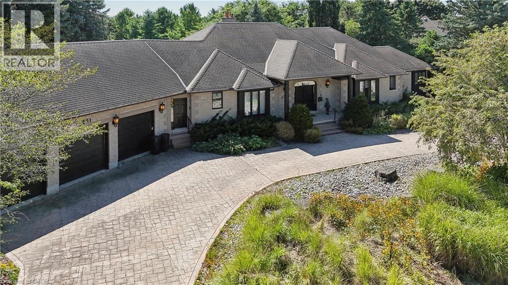 231 GOLF COURSE Road, Conestogo, Ontario