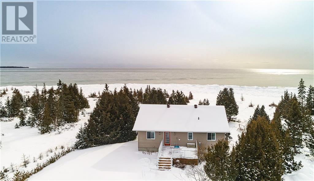 619 Lake Huron Drive, Manitoulin Island, Ontario  P0P 2B0 - Photo 25 - 2127018