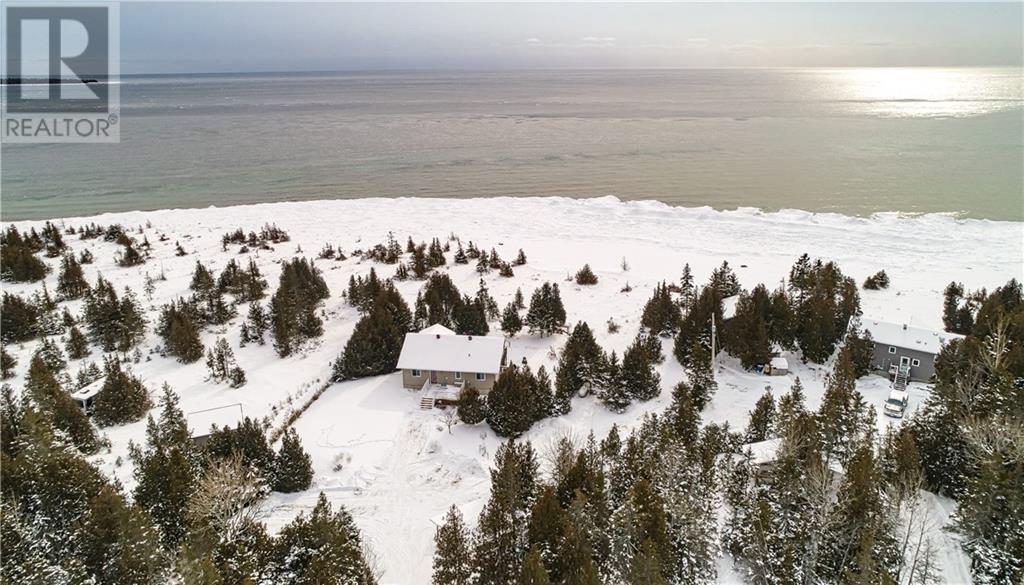 619 Lake Huron Drive, Manitoulin Island, Ontario  P0P 2B0 - Photo 26 - 2127018