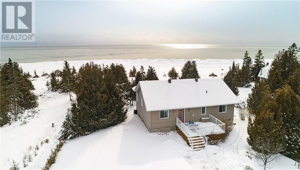 619 Lake Huron Drive, Manitoulin Island, Ontario  P0P 2B0 - Photo 27 - 2127018