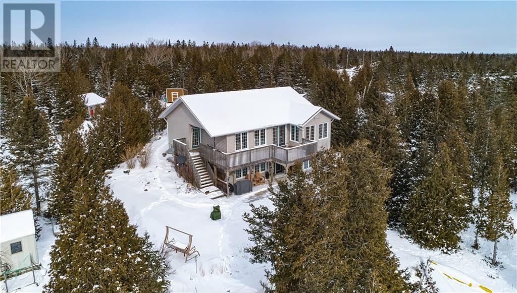 619 Lake Huron Drive, Manitoulin Island, Ontario  P0P 2B0 - Photo 38 - 2127018