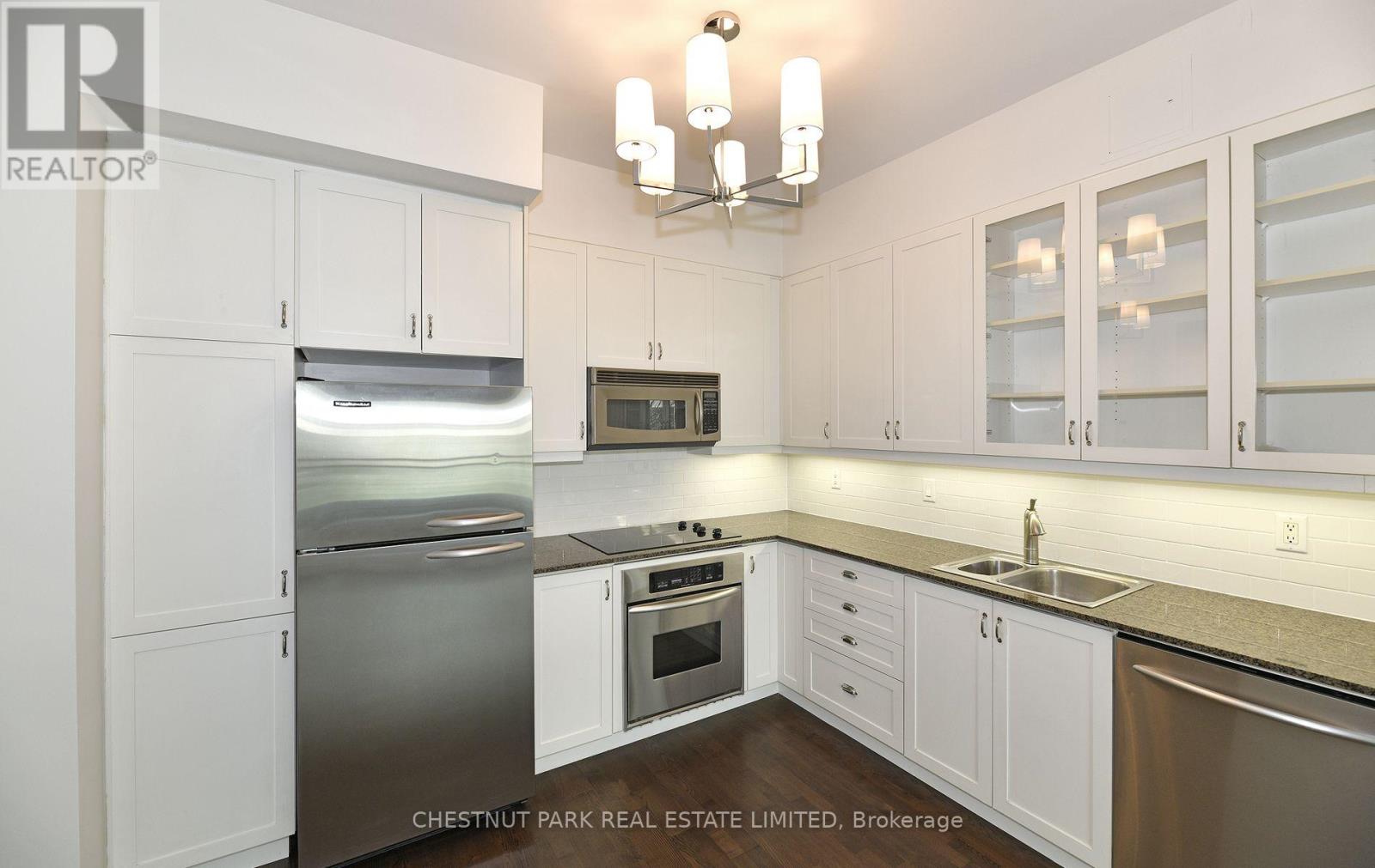 404 - 25 Scrivener Square, Toronto, Ontario  M4W 3Y6 - Photo 11 - C12969062