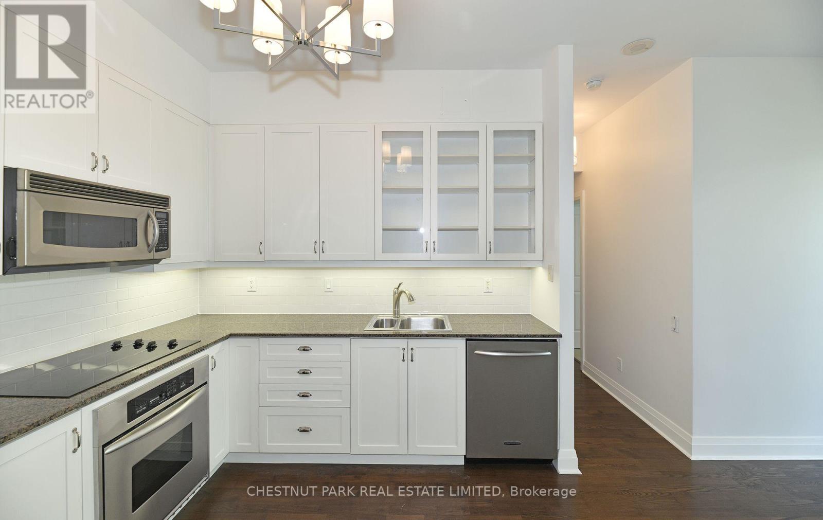 404 - 25 Scrivener Square, Toronto, Ontario  M4W 3Y6 - Photo 12 - C12969062