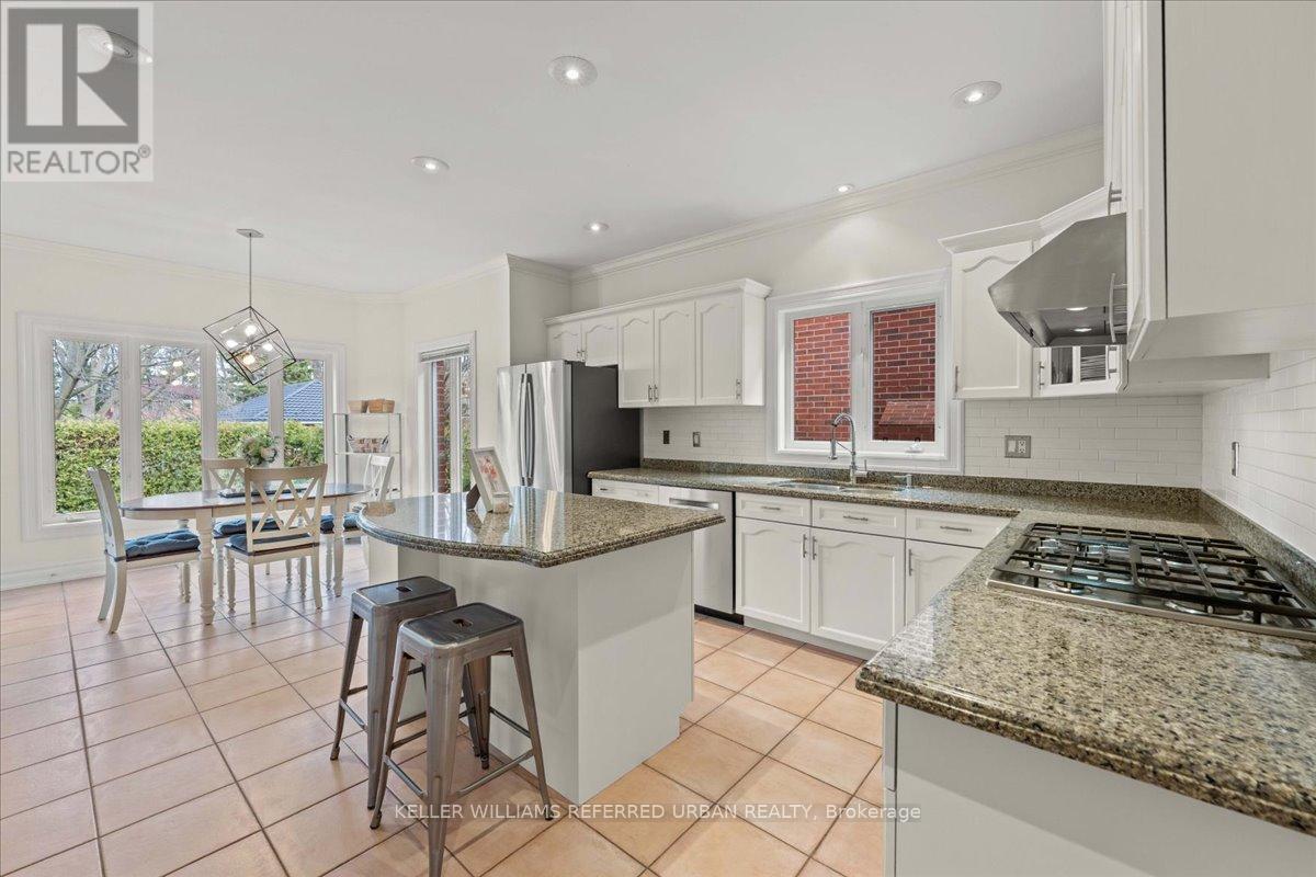 128 Burndale Avenue, Toronto, Ontario  M2N 1S9 - Photo 12 - C12969070